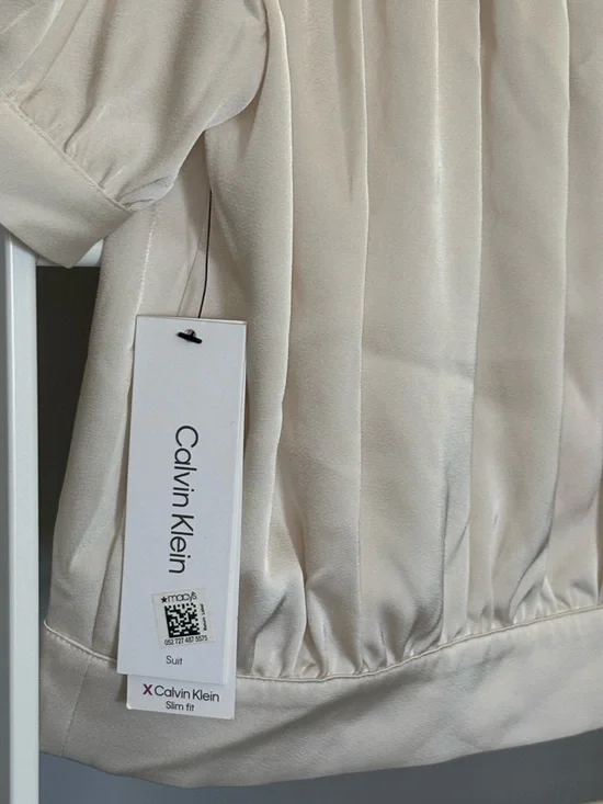 Calvin Klein Cream Short-Sleeve Button-Down Blouse NWT - Picture 16 of 16